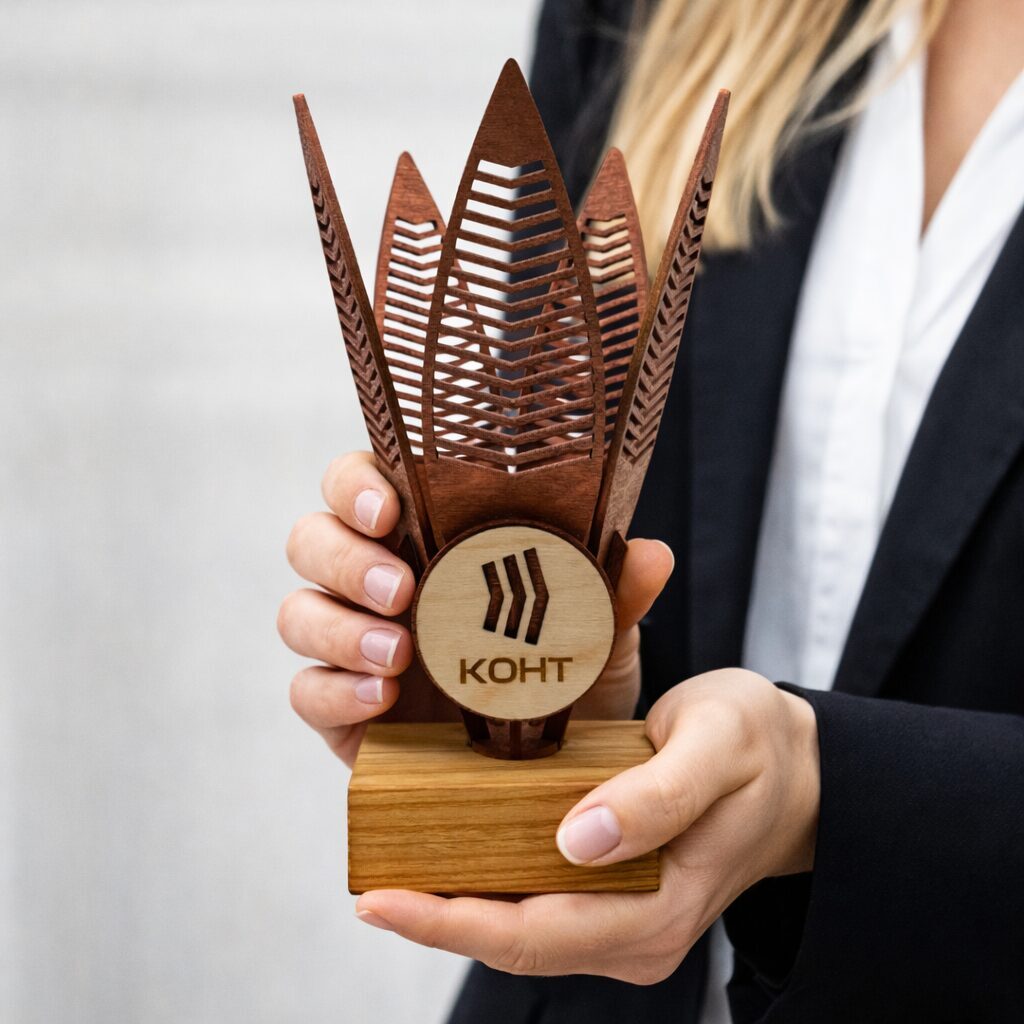 puidust disaintrofee