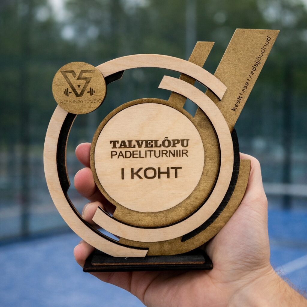 puidust auhind spordivõistlusele